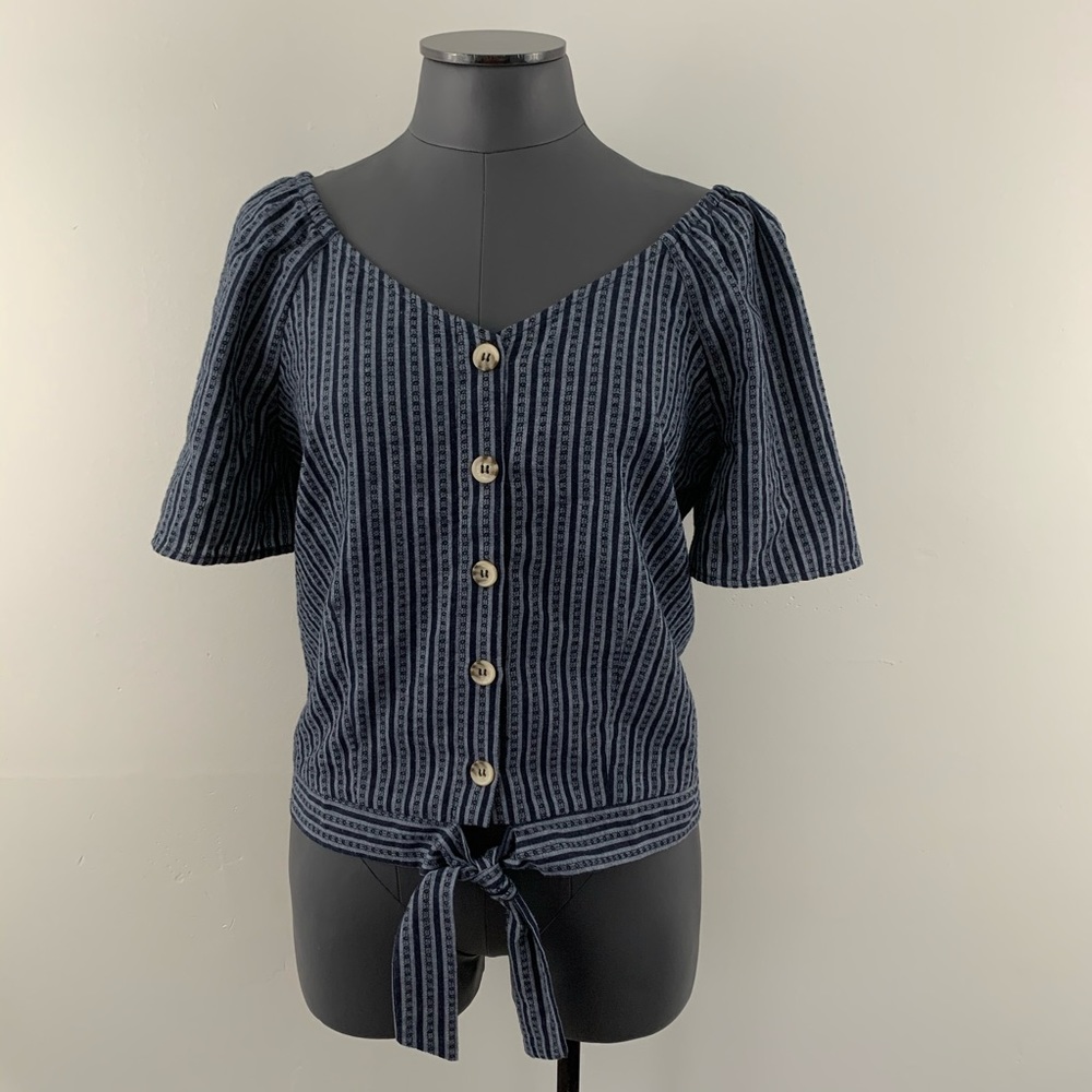 Women's Medium CHARMING CHARLIE Blue Striped Button Down Tie Top NWT